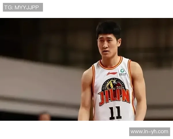 豪泽表现惊艳8投6中三分球5记轻松砍下17分6篮板3助攻